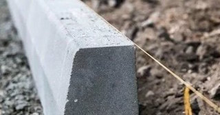 Установка бордюров для тротуарной плитки в Приморско-Ахтарске - цена от 811 руб.