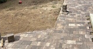 Профессиональная укладка тротуарной плитки на клей в Приморско-Ахтарске в октябре