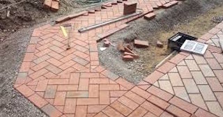 Укладка тротуарной плитки в Приморско-Ахтарске в октябре