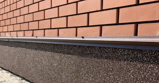 Облицовка цоколя керамогранитом в Приморско-Ахтарске в октябре