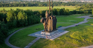 Благоустройство памятников в Приморско-Ахтарске от 912 руб. – компания ТротуарнаяПлитка